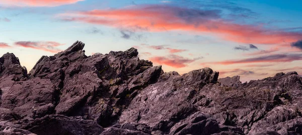 Schroffe Felsen Der Westküste Des Pazifischen Ozeans Sunrise Sky Art — Stockfoto