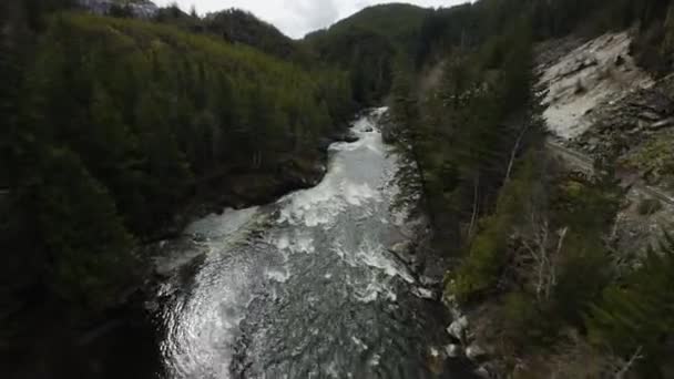 Aerial Flight Canadian Rocky Mountain Landscape River British Columbia Canada — Stock Video