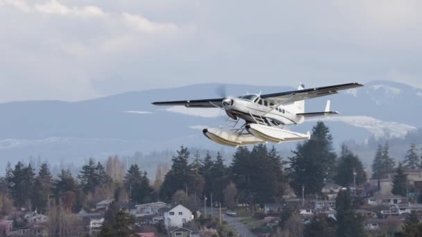 Nanaimo Ванкувер Британська Колумбія Канада Квітня 2023 Seaplane Злітає Містом — стокове відео