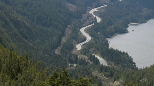 Widok Lotu Ptaka Autostradę Sky Squamish Kanada Żywy Słoneczny Dzień — Wideo stockowe
