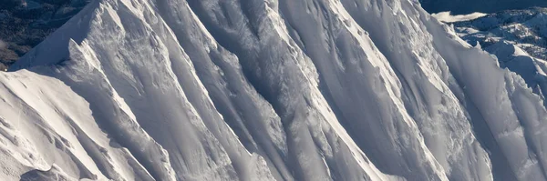 Αεροφωτογραφία Του Χιονισμένου Βουνού Καναδικό Τοπίο Φόντο Κοντά Στο Σκουάμις — Φωτογραφία Αρχείου