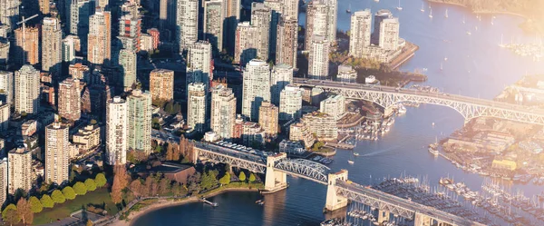 西海岸城市的建筑物 加拿大温哥华市中心 空中景观 — 图库照片