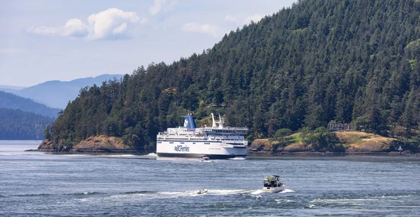 Gulf Islands British Columbia Canada May 2023 Ferries Passing Islands — Stock Photo, Image