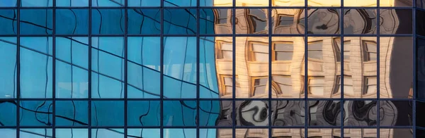 Vitrage Mur Rideau Extérieur Sur Immeuble Moderne Dans Centre Ville — Photo