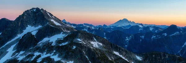 Canadian Rocky Mountain Landscape Naturaleza Antecedentes Panorama Sunset Sky Columbia —  Fotos de Stock