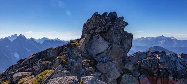 Krajobraz Kanadyjskiej Góry Skalistej Panorama Tle Natury Słoneczny Dzień Kolumbia — Zdjęcie stockowe