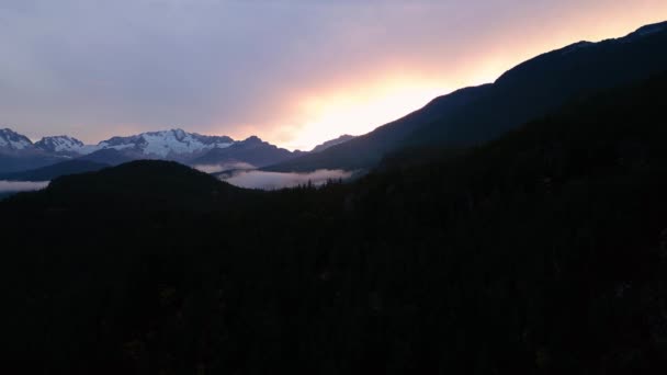 Kanadyjski Krajobraz Górski Panorama Tle Natury Dramatyczny Zachód Słońca Kolumbia — Wideo stockowe