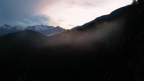 Aerial Canadian Mountain Landscape Panorama Sullo Sfondo Della Natura Tramonto — Video Stock