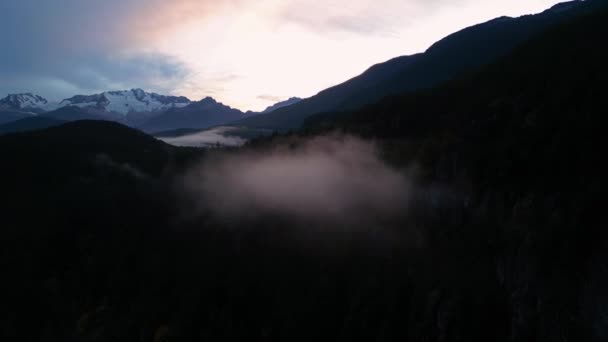Aerial Canadian Mountain Landscape Panorama Sullo Sfondo Della Natura Tramonto — Video Stock