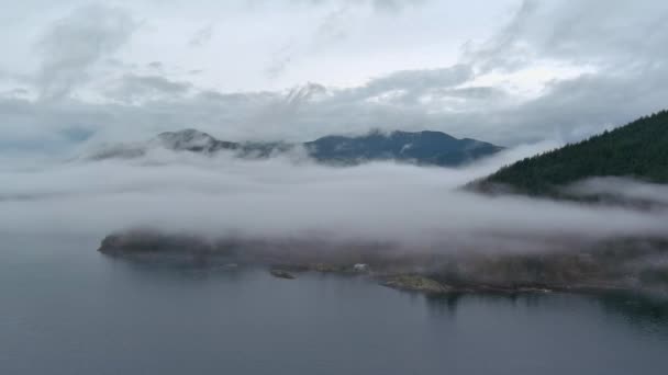 Dźwięk Howe Kanadyjskim Krajobrazem Górskim Dramatyczne Niebo Chmury Kanada — Wideo stockowe