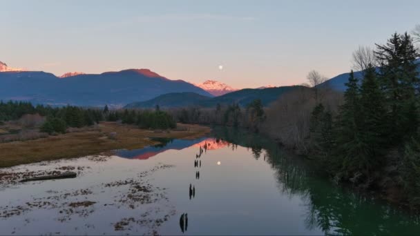Körül Hegyek Fák Kanadai Természet Őszi Szezon Sunset Sky Squamish — Stock videók