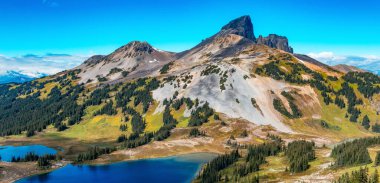 Kanada Doğa Dağı Peyzaj Arkaplanı. Garibaldi, British Columbia, Kanada.