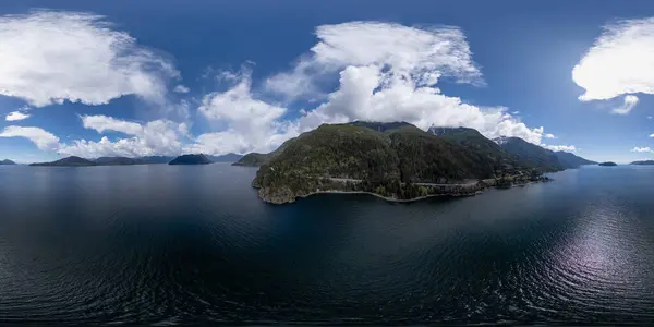Hav Till Himmel Howe Sound Molnig Solig Dag British Columbia Stockbild