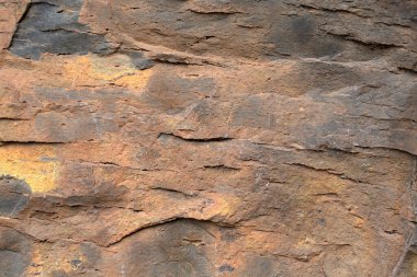 Eskimiş kaya oluşumu arka plan ya da doku olarak kullanılır.