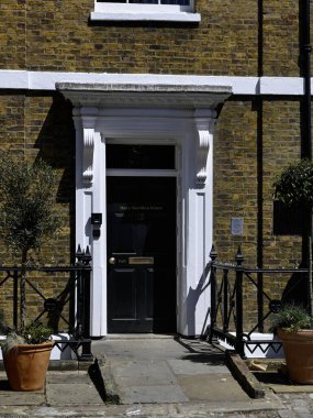 LONDON, İngiltere - 17 Mayıs 2025: Mary Sheridan House 'a Giriş, St Thomas Caddesi, Southwark' ta bir toplantı yeri