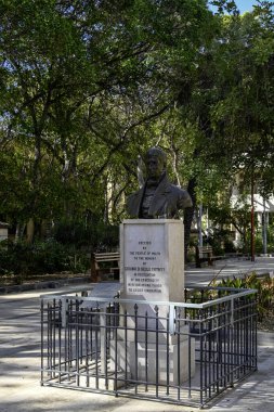 VALLETTA, MALTA - 18 Nisan 2025: Maglio Gardens 'da Yunan işadamı ve hayırsever Giovanni di Niccolo Pappaffy' nin (Gnien tal-Maglio)