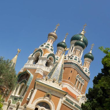 GÜZEL, FRANCE - 29 Mayıs 2018: St. Nicholas Rus Ortodoks Katedrali 'nin dış görünüşü