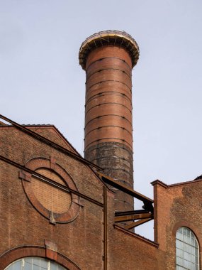 LONDON, İngiltere - 23 Haziran 2018: Kullanılmayan Lots Road Power Station 'ın Baca Kulesi