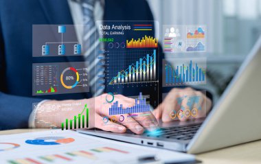 KPI veri yönetim sistemi gelir, işlem ve satış verilerini takip etmek için veritabanına bağlandı. İş adamları KPI gösterge panelleri, finansal işletme veri analizi grafik panelleri kullanıyor.