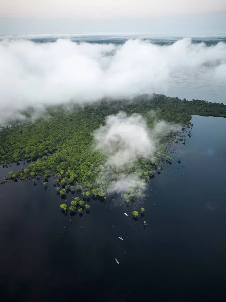 Bela Vista Aérea Para Floresta Amazônica Verde Nuvens Ilhas Rios — Fotografia de Stock