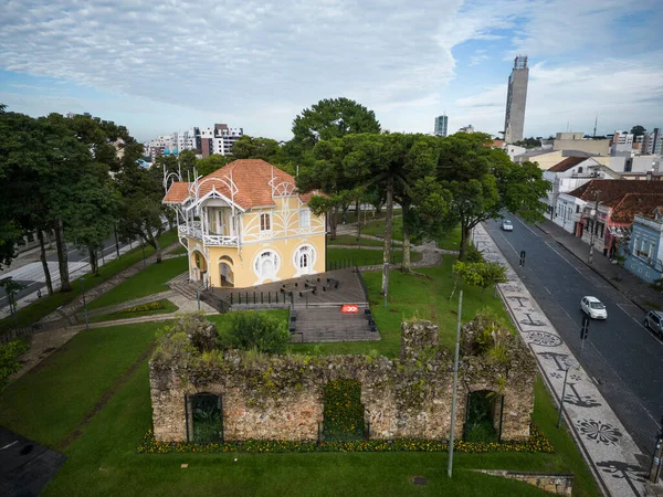 ブラジル パランのCuritibaの歴史的なダウンタウンの都市の建物への美しい空中ビュー — ストック写真