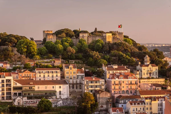 Gyönyörű Kilátás Vár Régi Hagyományos Buldings Lisszabon Központjában Város Portugália — Stock Fotó