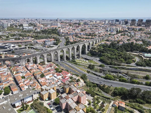 Krásný Letecký Pohled Starý Historický Akvadukt Střední Lisabonu Portugalsko — Stock fotografie