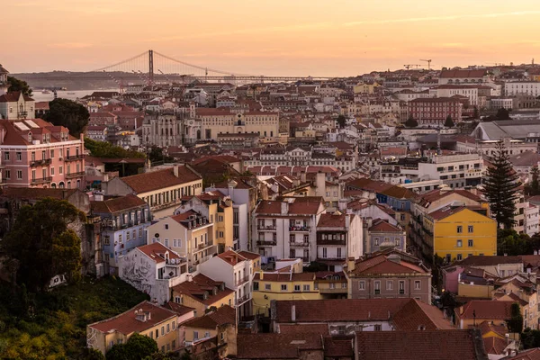 Schöner Blick Auf Alte Traditionelle Gebäude Zentrum Von Lissabon Portugal — Stockfoto