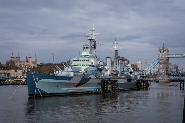 Schöne Aussicht Auf Ein Kriegsschiff Der Themse Zentrum Von London — Stockfoto