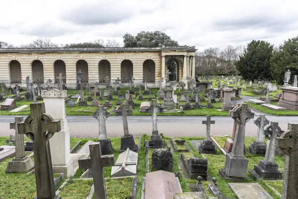Bela Vista Para Lápides Verde Brompton Cemetery Centro Londres Inglaterra — Fotografia de Stock