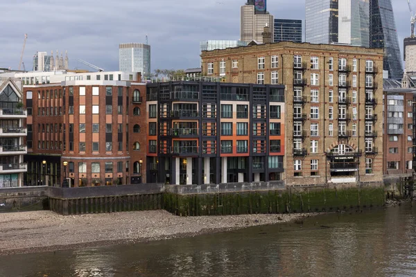 Schöne Aussicht Auf Traditionelle Gebäude Der Themse Zentrum Von London — Stockfoto