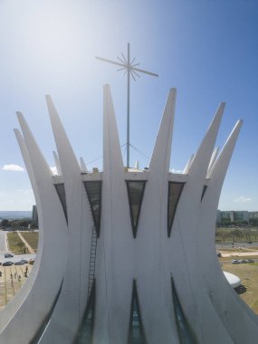 Brezilya 'nın başkenti Braslia' daki modern mimari katedralinin güzel hava manzarası