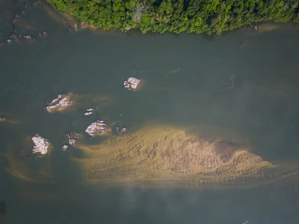 Вид Воздуха Острова Скалы Дико Зеленом Амазонском Проливе Реке Хуруэна — стоковое фото