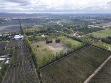 Lamadrid Şaraphanesi, Mendoza, Arjantin 'de güzel bir hava manzarası var. 