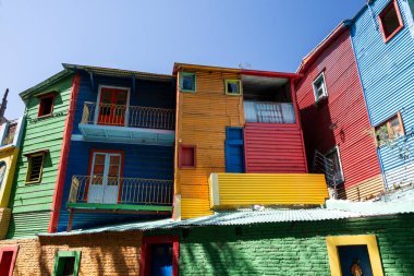 La Boca 'daki renkli Caminito binası, Buenos Aires, Arjantin