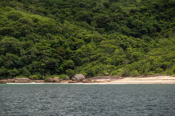 Vahşi Parnaioca Sahili, Ilha Grande, Rio de Janeiro, Brezilya