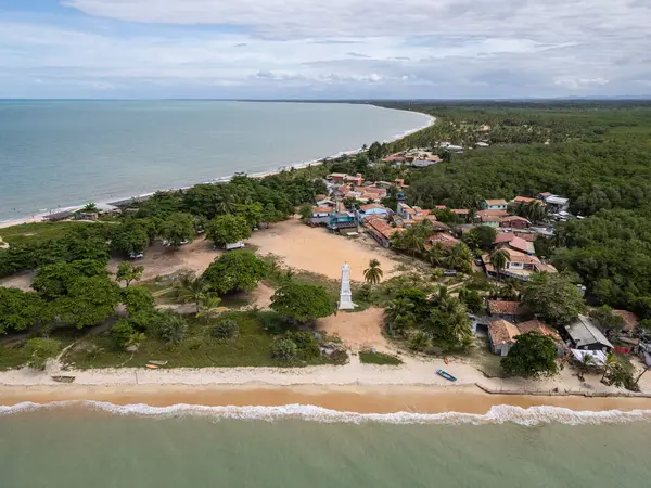 Küçük Ponta do Corumbau köyüne güzel bir hava manzarası, Güney Bahia, Brezilya