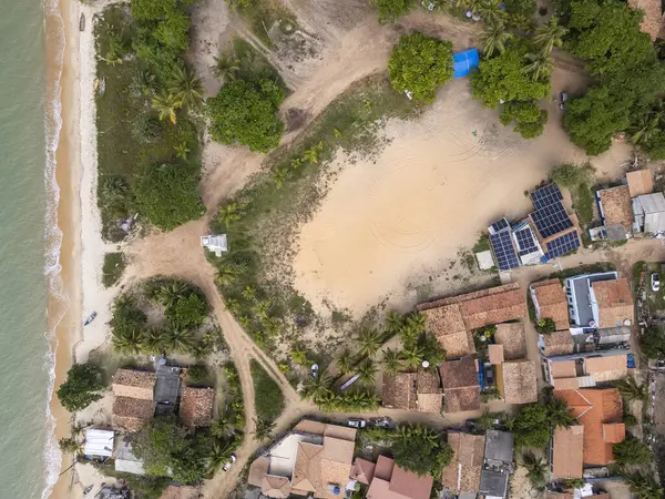 Küçük Ponta do Corumbau köyüne güzel bir hava manzarası, Güney Bahia, Brezilya