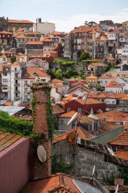 Porto, Portekiz 'deki eski tarihi binaların güzel manzarası