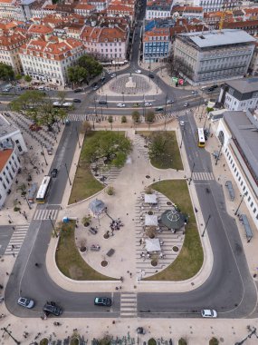 Lizbon, Portekiz şehir merkezindeki halk meydanına güzel bir hava manzarası