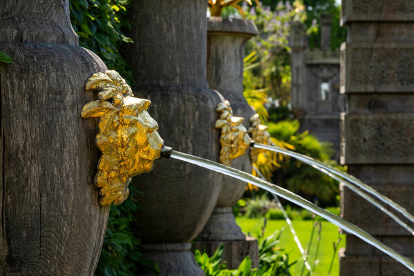 Водный сад в средневековом старинном замке в Арунделе, Великобритания