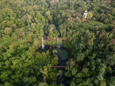Iguazu Şelaleleri ve yeşil yağmur ormanları, Paran, Brezilya için güzel hava manzarası 