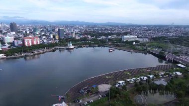 Güney Sulawesi 'deki CPI Makassar Şehir Kıyı Simgesi Manzarası