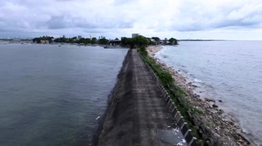 Lae-Lae Adası ve Okyanus Savunma Yapısı Drone Görüntüleri, Endonezya