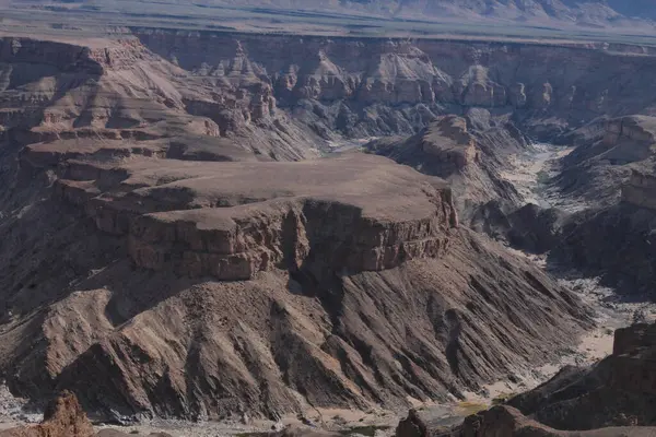 Balık nehri kanyonunun güzel manzarası