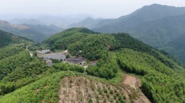 Çin 'in Hangzhou ilçesindeki kırsal bölge manzarası. Yüksek kalite 4k görüntü