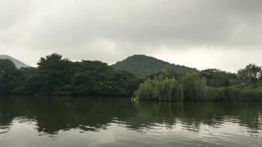 Xianghu Gölü 'nün doğal manzarası. Tekne manzarası, Hangzhou Çin. Yüksek kalite 4k görüntü