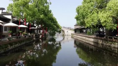 Huishan 'ın Wuxi Jiangxu Çin' deki eski kasabasının havadan görünüşü. Yüksek kalite 4k görüntü