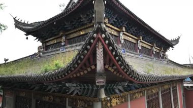 Yuhuang Dağı 'ndaki fuxing tapınağı, Batı Gölü, Hangzhou Şehri, Zhejiang Eyaleti, Çin. Yüksek kalite 4k görüntü