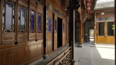 Hangzhou 'daki Hu Xueyan' ın eski konutunda geleneksel Çin mimarisi. Yüksek kalite 4k görüntü